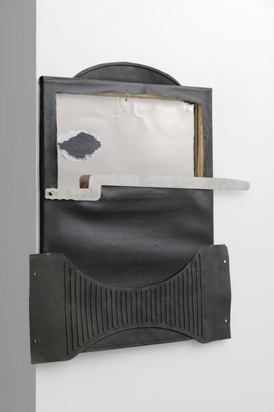 Cudelice Brazelton IV, Rip Technology, 2021, acrylic, steel, rubber, inkjet print, synthetic leather on canvas, 74 x 65 cm, unique - © sans titre