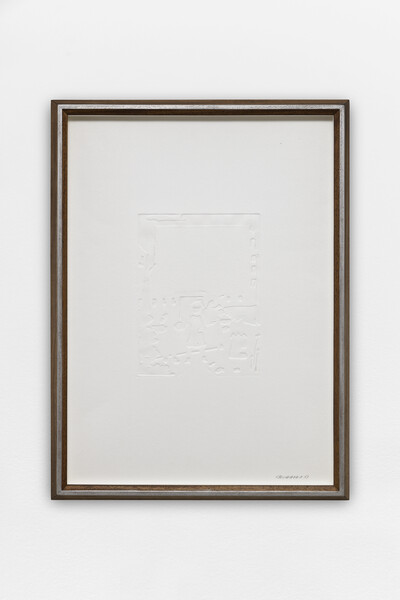 Ezio Gribaudo, Logogrifo, 1967, relief on buvard paper, 65 x 48 cm (framed), unique - © sans titre