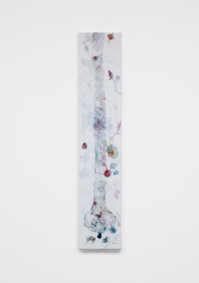 Jessy Razafimandimby, whisper sweet, 2024, acrylic on cotton sheet, 90 x 18 cm, unique - © sans titre