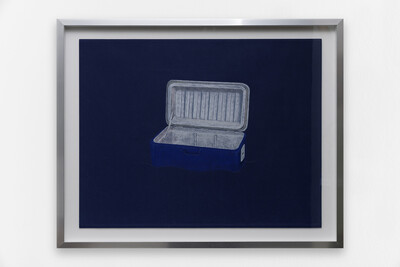 Hamish Pearch, Lost Coolbox, 2020, pencil on paper, aluminum frame, 61 x 76 x 3.5 cm, unique - © sans titre