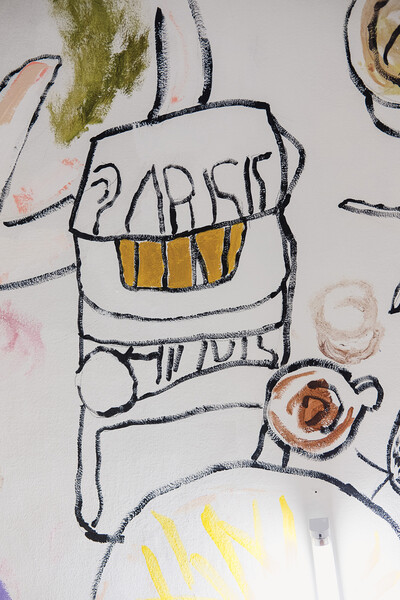 Manuela Gernedel & Fiona Mackay, Dining Out (detail), 2020, acrylic, liquid pigments and emulsion, site-specific work, 540 x 215 cm, unique - © sans titre
