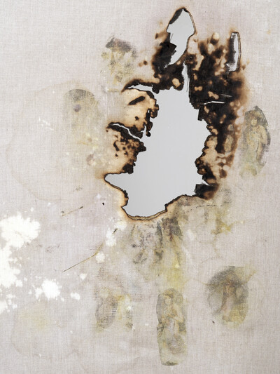 Douglas Gordon, Belongs to... (detail), 2020, gesso and mixed media on canvas, 111.8 x 111.8 x 5 cm, unique - © sans titre
