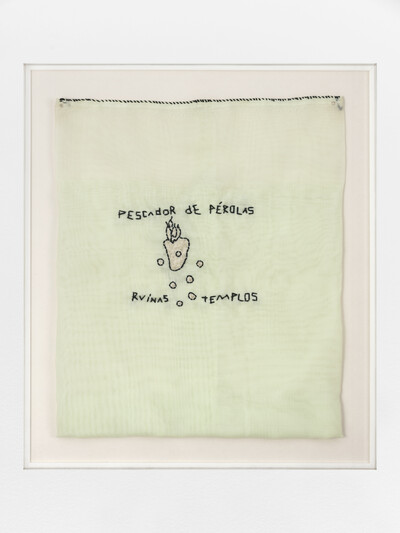 José Leonilson, O pescador de pérolas (Pearl Fisher), 1991, thread and metallic paint on voile, 36 x 31 cm, unique - © sans titre