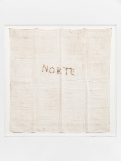 José Leonilson, Norte, 1991, beads on cotton napkin, 61 x 61 cm, unique - © sans titre
