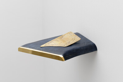 Martin Belou, Argonaute, 2020, oak, engraved brass, brass, 20 x 13 cm, unique - © sans titre