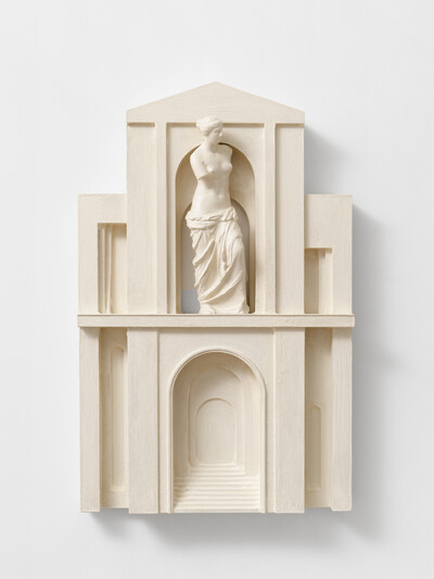 Zuzanna Czebatul, In every dream home a heart ache (Aphrodite), 2026, polylactide, plaster, varnish, pigments, 70 x 44.7 x 12 cm, unique - © sans titre