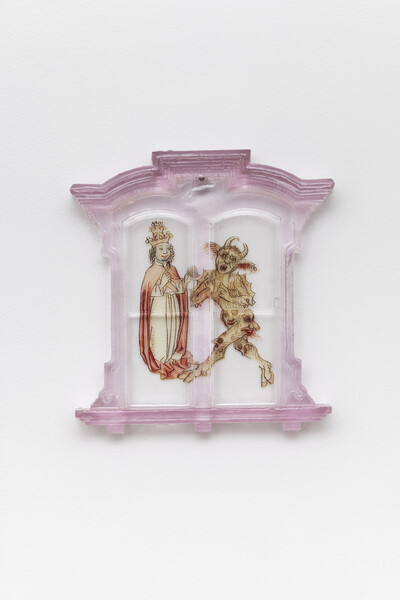Sula Bermúdez-Silverman, Meridiana and Gerbert, 2022, Isomalt sugar, food dye, epoxy resin, transparency film, 22.9 x 20.3 x 2.5 cm, unique - © sans titre