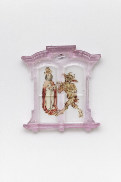 Sula Bermúdez-Silverman, Meridiana and Gerbert, 2022, Isomalt sugar, food dye, epoxy resin, transparency film, 22.9 x 20.3 x 2.5 cm, unique - © sans titre