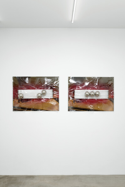 « Sans titre invites » Ginny on Frederick with Jack O’Brien, Paris - © sans titre